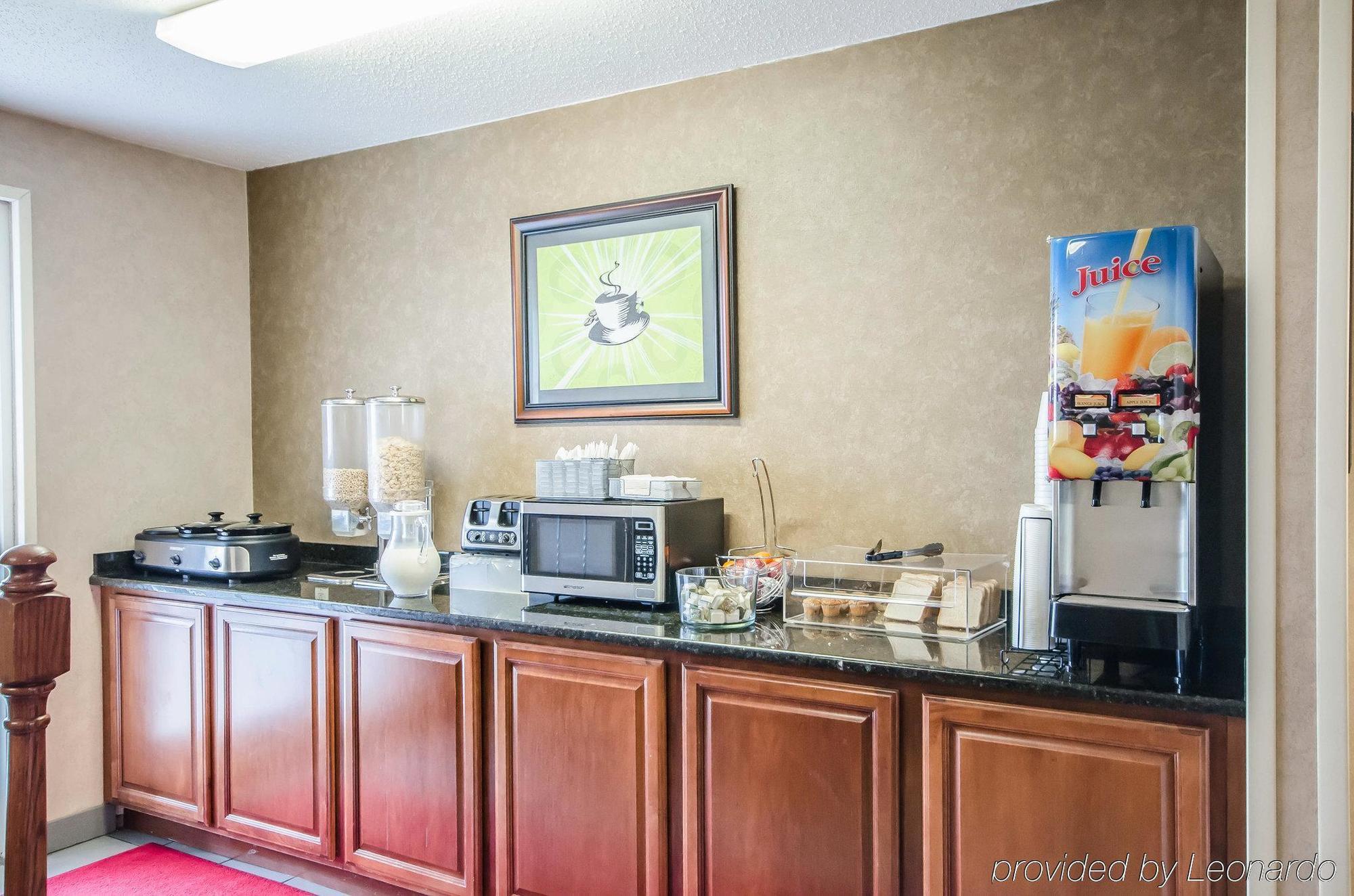 Econo Lodge Inn & Suites Evansville Stevenson Εξωτερικό φωτογραφία
