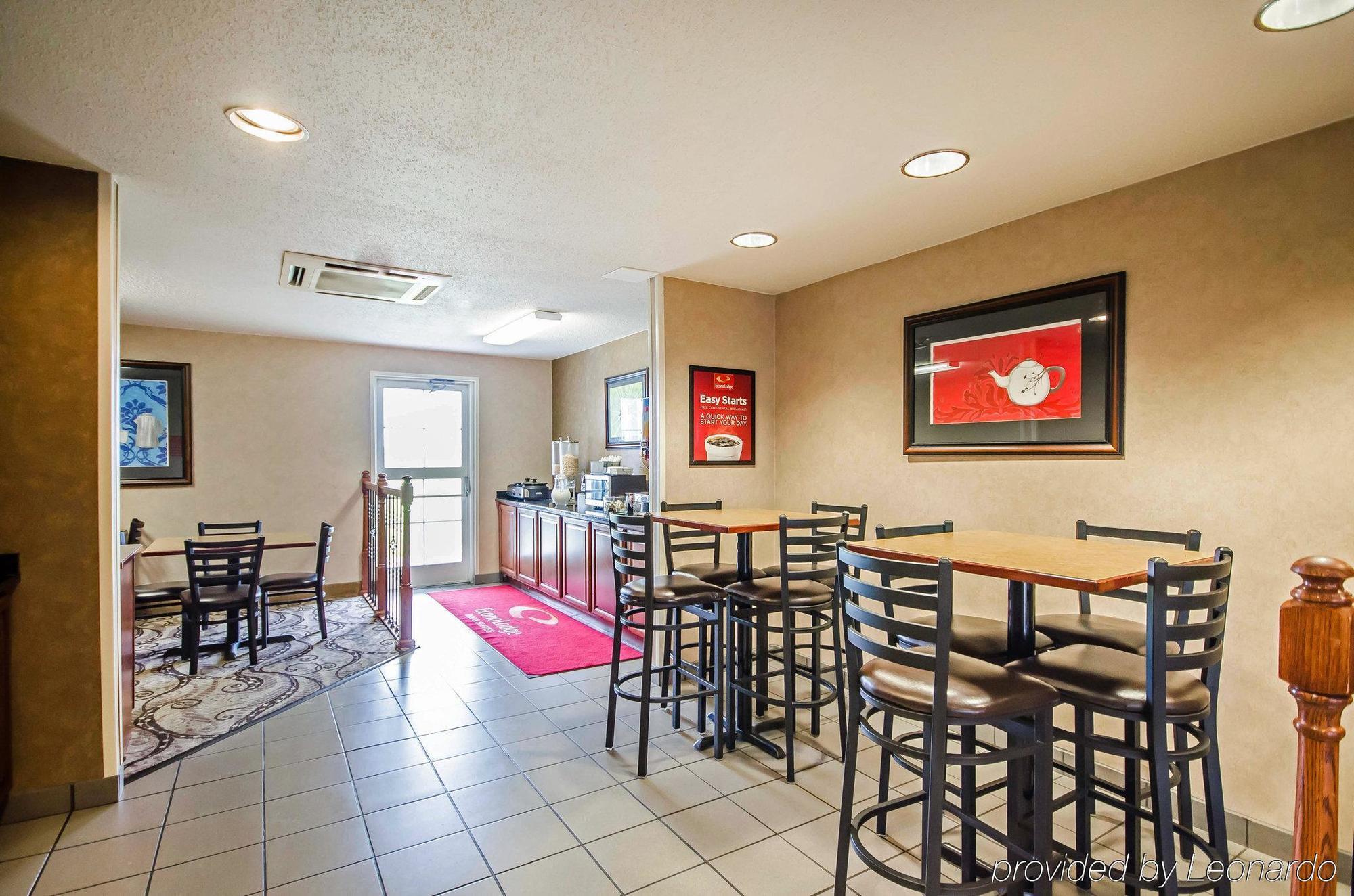 Econo Lodge Inn & Suites Evansville Stevenson Εξωτερικό φωτογραφία