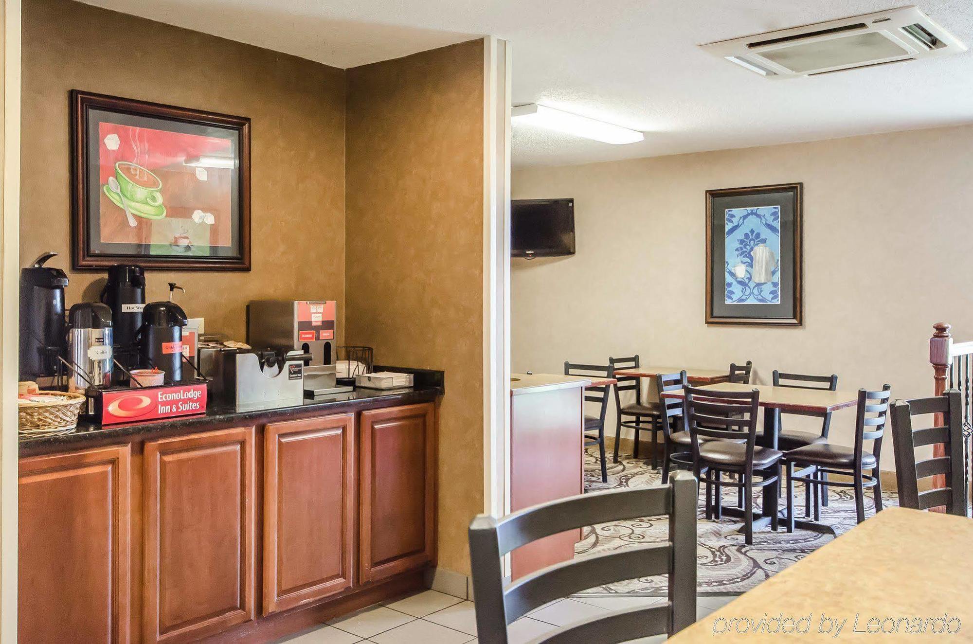 Econo Lodge Inn & Suites Evansville Stevenson Εξωτερικό φωτογραφία